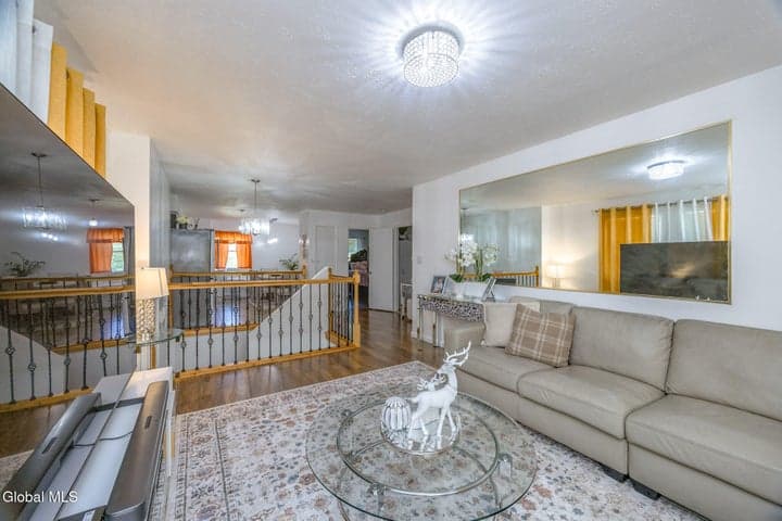 821 Hillside Avenue, Schenectady, NY, photo 3