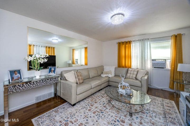 821 Hillside Avenue, Schenectady, NY, photo 4
