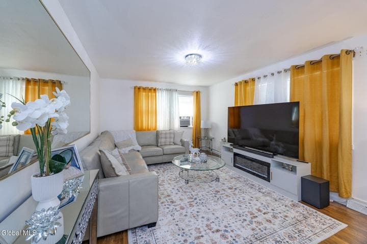 821 Hillside Avenue, Schenectady, NY, photo 5
