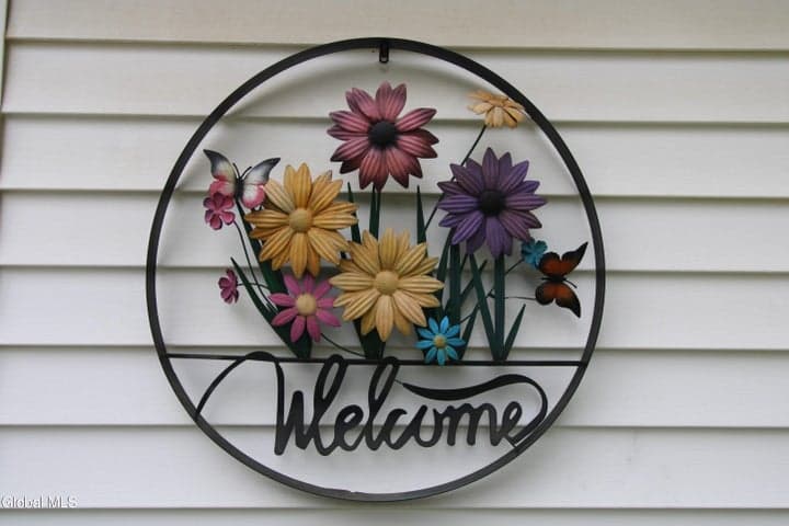 197 Conqua Lane, Schenectady, NY, photo 4