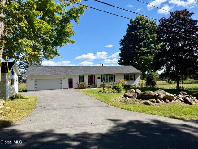 474 Dean Road, Hudson Falls, NY, photo 2