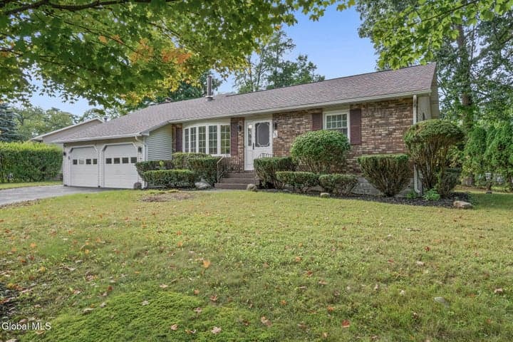 132 Sylvia Lane, Rotterdam, NY, photo 3