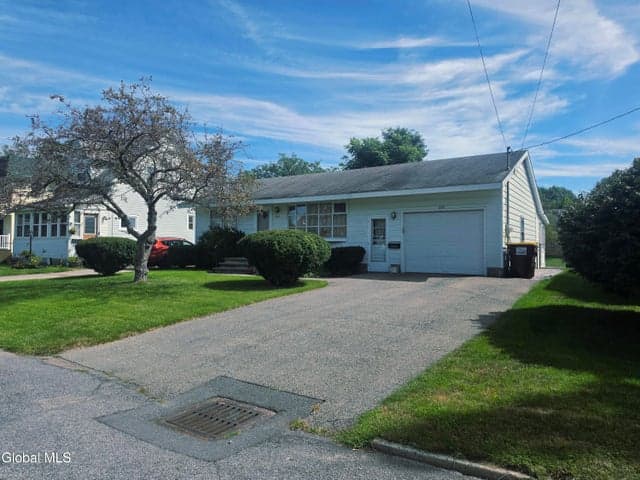 2720 Van Dyke Avenue, Rotterdam, NY, photo 2