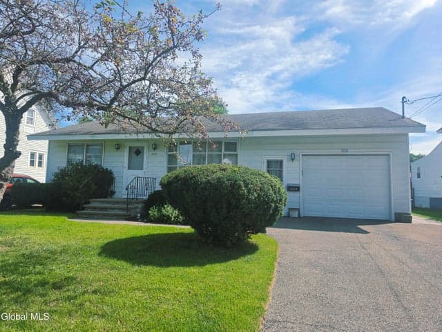 2720 Van Dyke Avenue, Rotterdam, NY