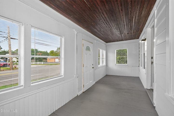 725 Curry Road, Rotterdam, NY, photo 5