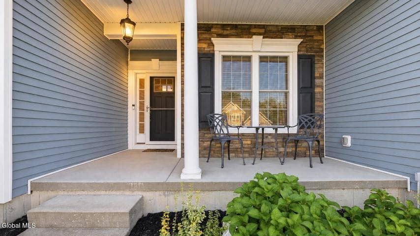 6 Birch Court, North Greenbush, NY, photo 4