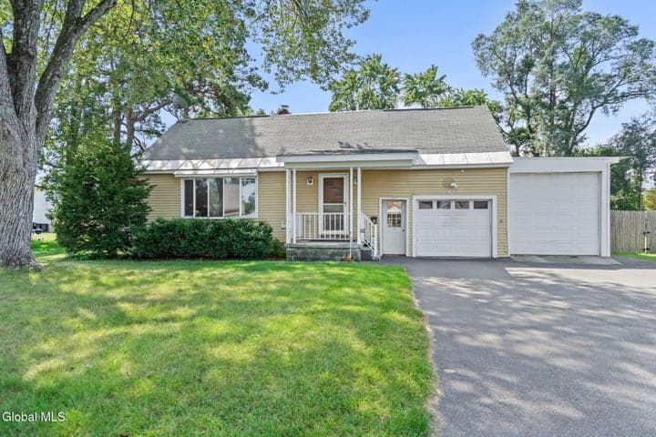 1039 Bill Road, Schenectady, NY, photo 2