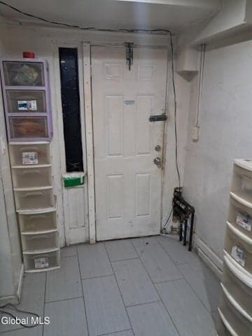 423 Clinton Avenue, Albany, NY, photo 3