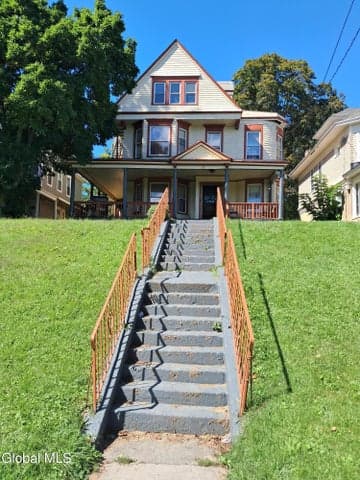 32 S Allen Street, Albany, NY