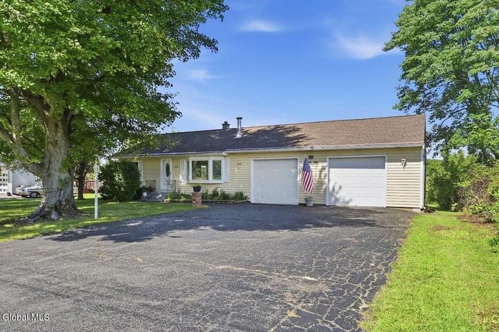1425 Van Hoesen Road Road, Castleton-on-Hudson, NY, photo 2