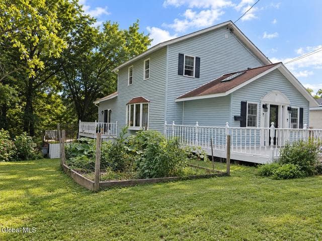 26 Saint Claire Street, Ticonderoga, NY, photo 2