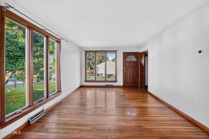 31 Massachusetts Avenue, East Greenbush, NY, photo 4