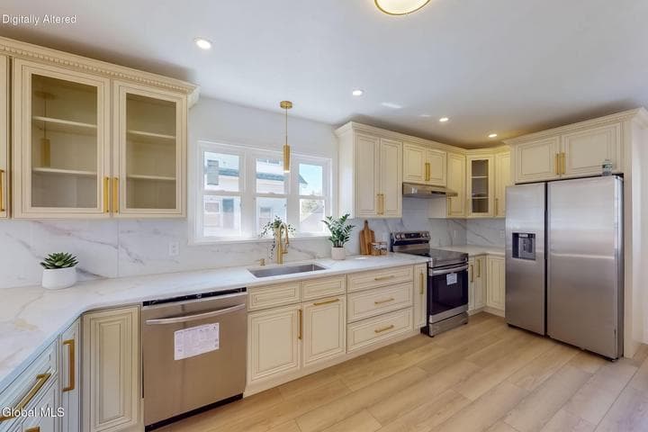 450 Eleanor Street, Schenectady, NY, photo 4