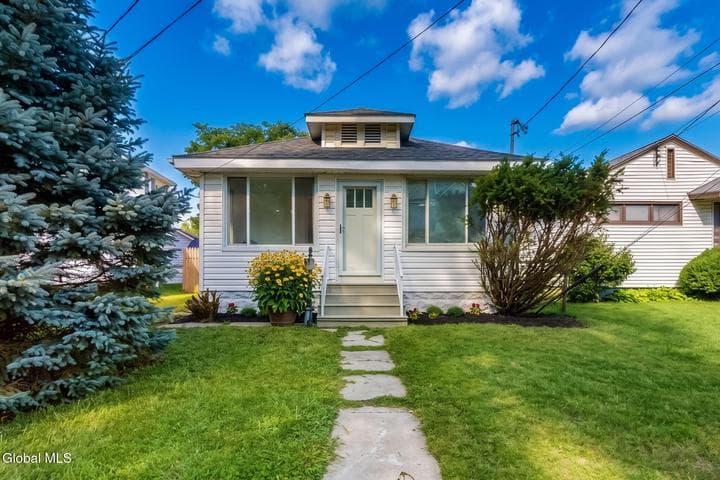 450 Eleanor Street, Schenectady, NY, photo 3