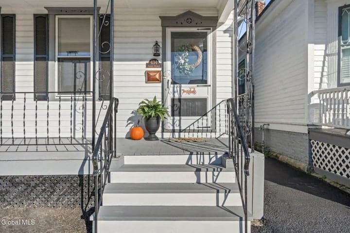 434 8th Avenue, Troy, NY, photo 4
