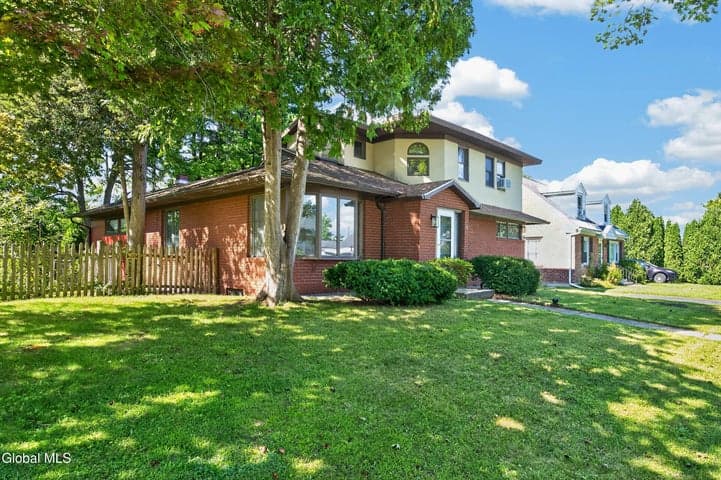 6 John David Lane, Albany, NY, photo 2