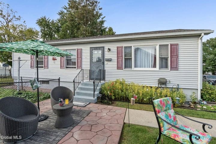 401 14th Street, Watervliet, NY, photo 5