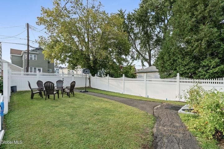 401 14th Street, Watervliet, NY, photo 2