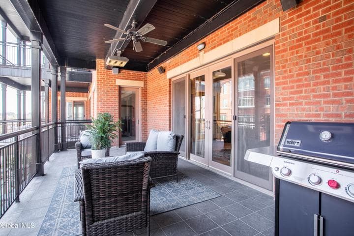 70 Railroad Place #APT 405, Saratoga Springs, NY, photo 4