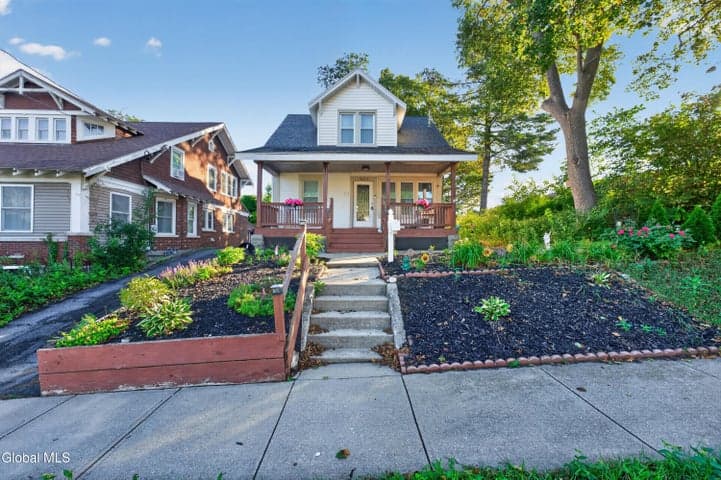 1615 Bradley Street, Schenectady, NY