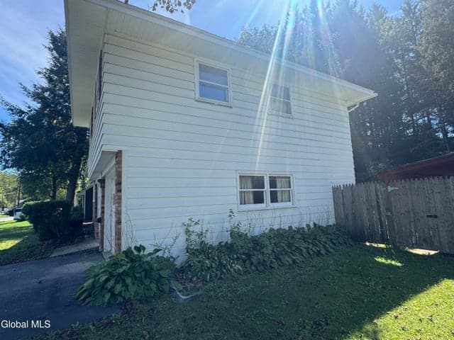 7 Woodside Court, Wynantskill, NY, photo 4