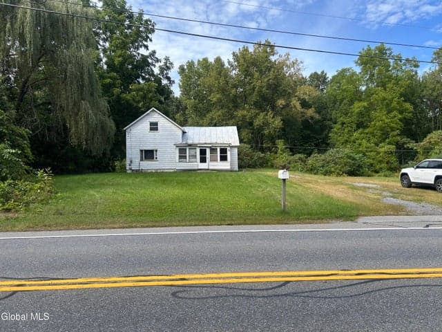 130 Round Lake Road, Ballston, NY, photo 3