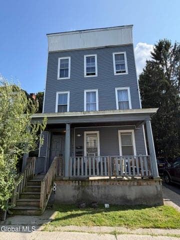 108 Jackson Avenue, Cohoes, NY, photo 2