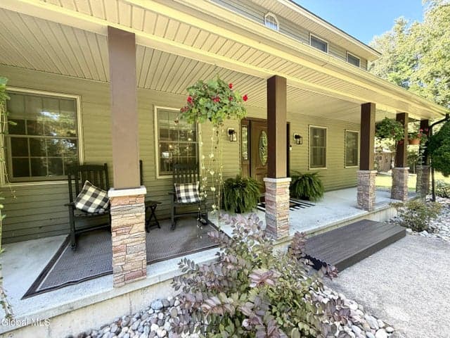 135 Memory Lane, Perth, NY, photo 4