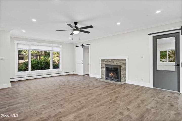 3 Linda Lane, Colonie, NY, photo 2