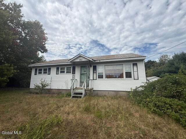 4866 Route 9N, Corinth, NY