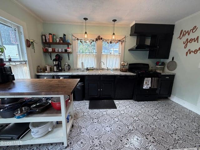 28 Gage Avenue, Glens Falls, NY, photo 4