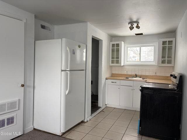 14-16 Boardman Street, Whitehall Village, NY, photo 4