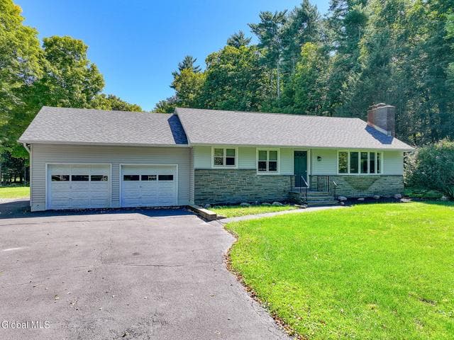 34 Van Buskirk Road, Saugerties, NY, photo 1