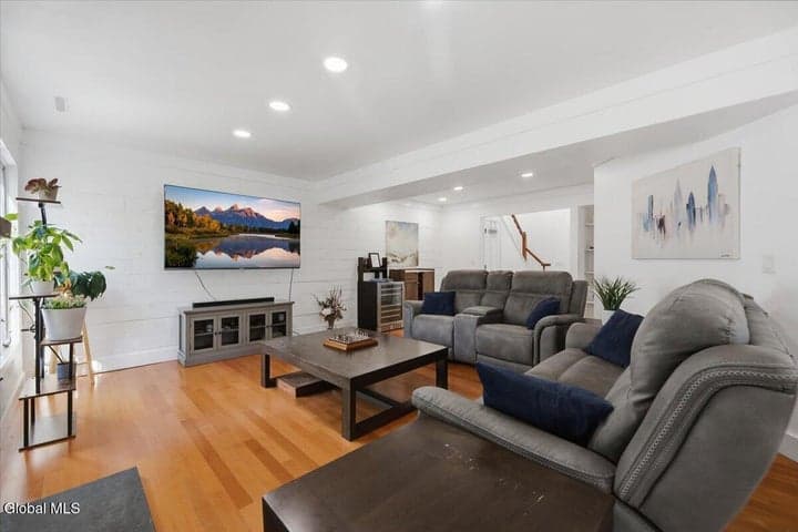 15 Constitution Drive, Glenmont, NY, photo 4
