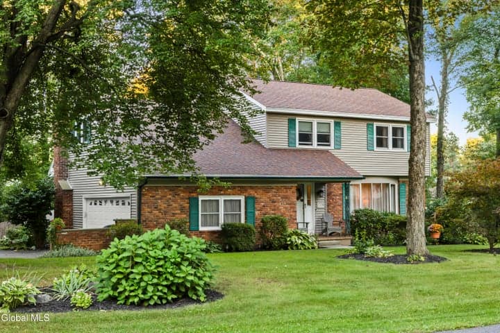 1270 Fox Hollow Road, Niskayuna, NY, photo 2
