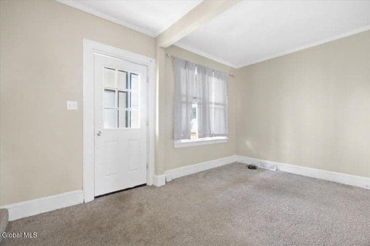 127 Exchange Street, Colonie, NY, photo 3