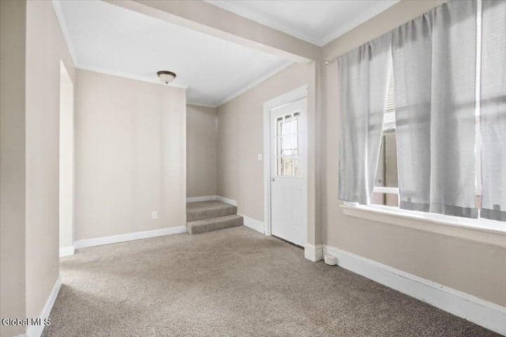 127 Exchange Street, Colonie, NY, photo 5