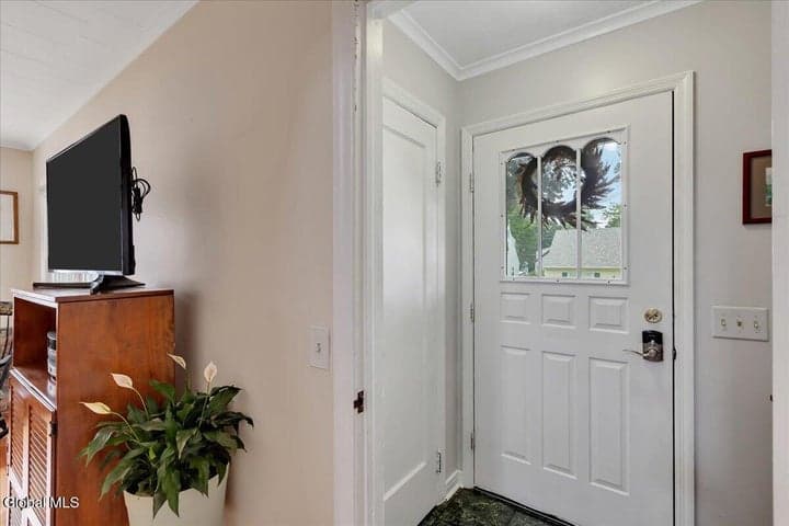 1 Indiana Avenue, Rensselaer, NY, photo 4
