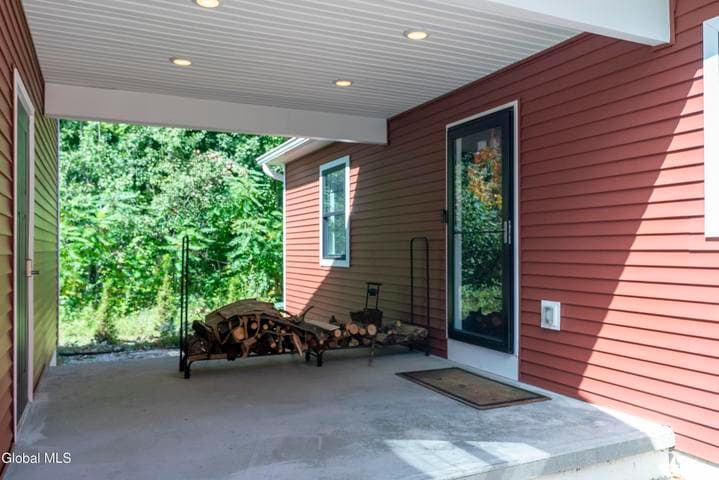 146 Ernst Road, Wilton, NY, photo 4