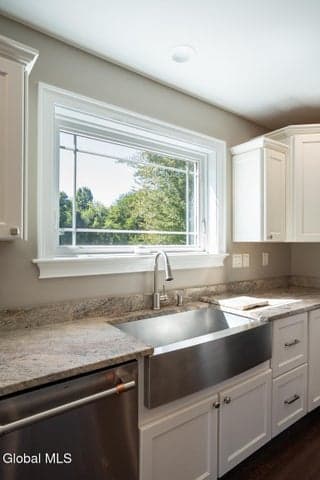 53 Main Street, Poestenkill, NY, photo 4