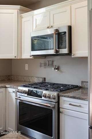 53 Main Street, Poestenkill, NY, photo 5