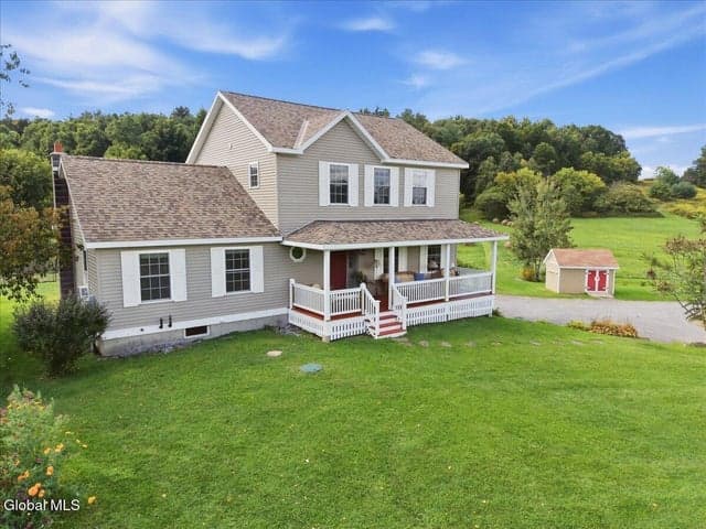 99 Farmers Inn Road, Hoosick, NY