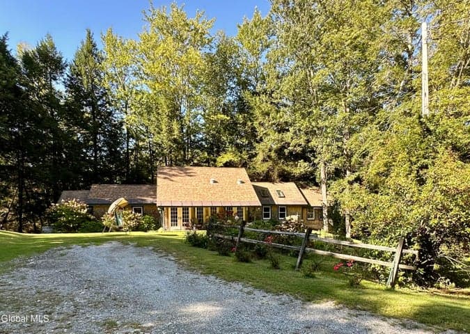 598 W Green Pond Way, Hebron, NY, photo 3