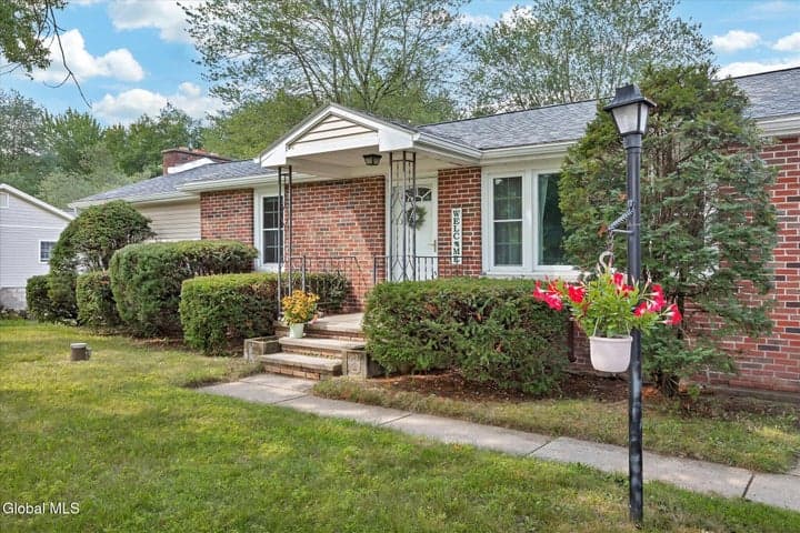 443 Gansevoort Road, Moreau, NY, photo 4
