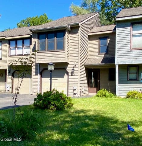 504 Townwood Drive, Albany, NY