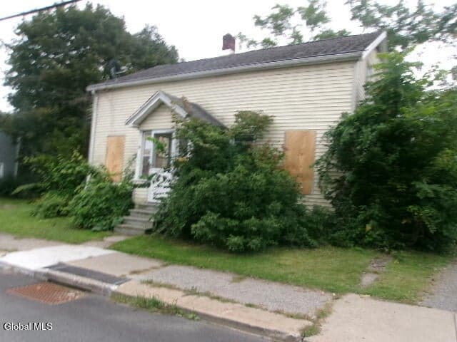 197 W Fulton Street, Gloversville, NY, photo 2