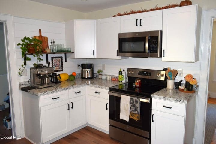 6 Bacon Street, Glens Falls, NY, photo 3