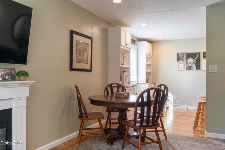 10 Deerleap Place, Saratoga Springs, NY, photo 5