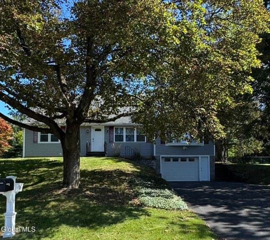 16 Sunset, North Greenbush, NY, photo 1