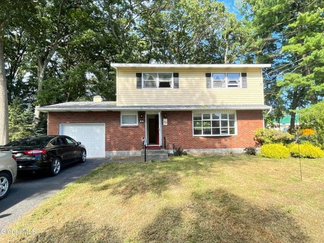 22 Farnam Place, Albany, NY, photo 1